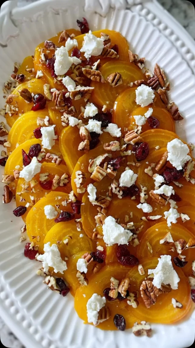 When you spend the afternoon in the kitchen of someone who gets you. And then lets you cook your way? Yesss. #caminecooks #blingcuisine #ifeellikecooking #sundaydinner #goldenbeets #galettecomplète