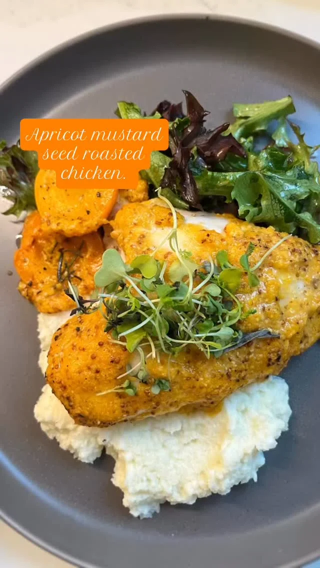 So French! So made in Charlotte. 😂 puréed fresh apricot with mustard seed and other yumminess. Served over puréed cauliflower  #caminecooks #blingcuisine #ifeellikecooking #frenchchicken #makeittonight